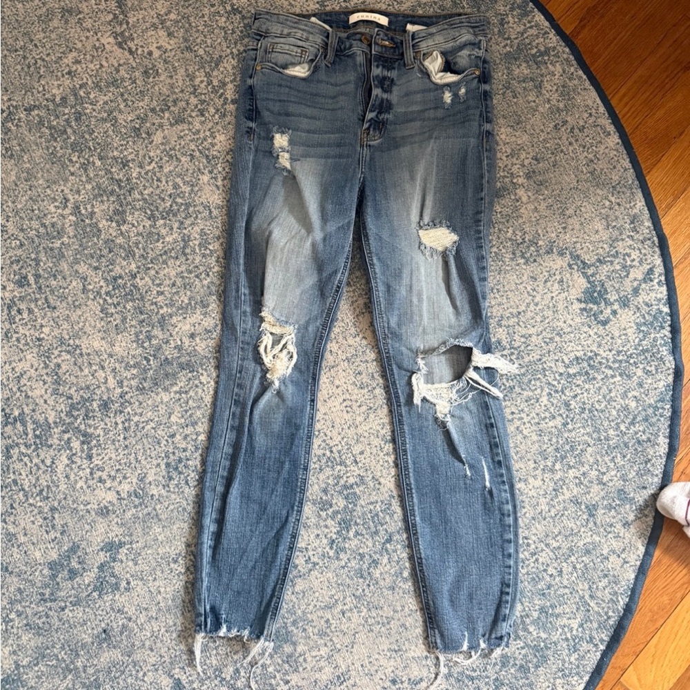 Eunina stretchy Light Blue Distressed Skinny Jeans